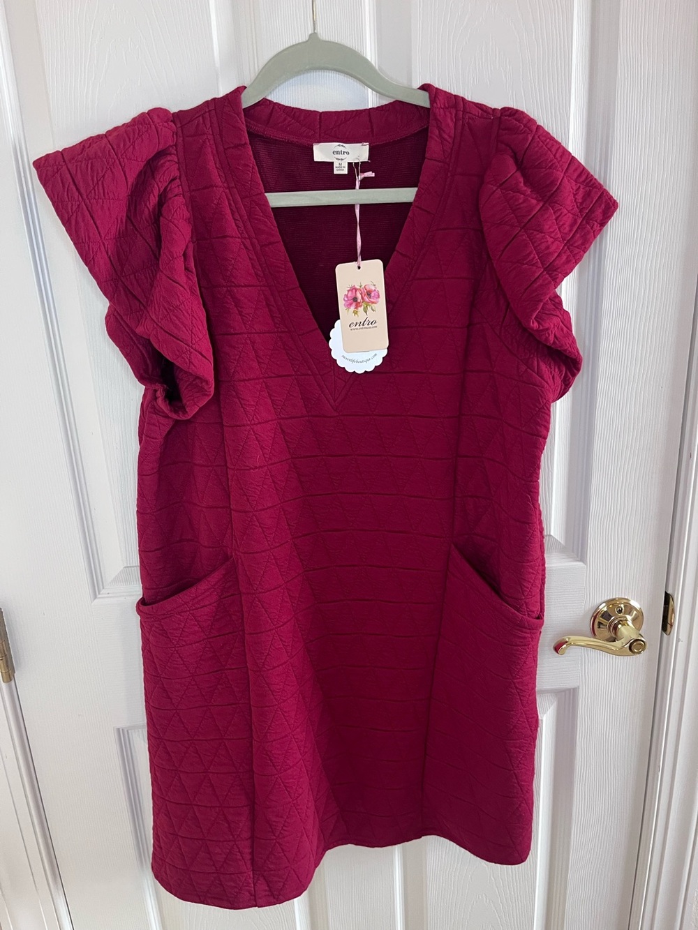 NWT Entro Maroon Red Quilted Mini Dress Medium Flutter Sleeve V-Neck Pockets